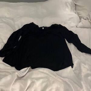 Emerald Black Lace Sleeve Top
